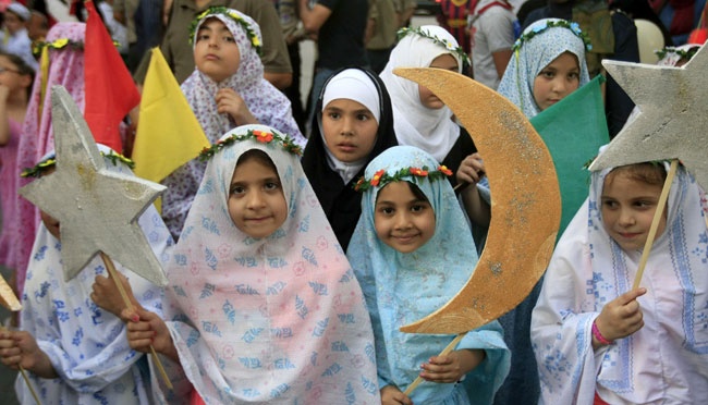 Mengapa Penulisan Ramadan Benar Sedangkan Ramadhan Keliru?
