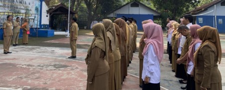 Apel Pagi Senin, 21 April 2025
