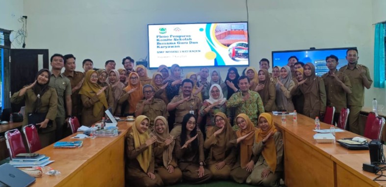 SInergi Komite dengan Sekolah